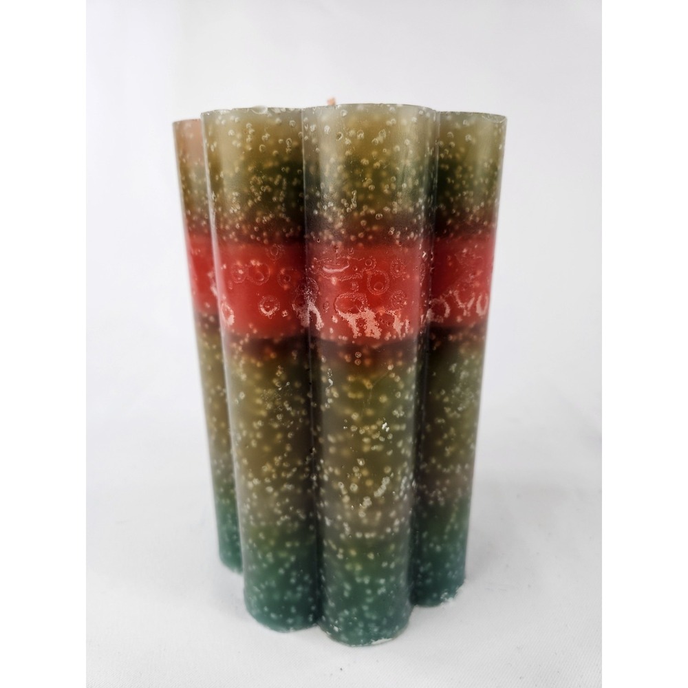Wicks‎ N More Large Scalloped 5x7 Colorful Layer Candle Green Red Blue - Picture 6 of 9